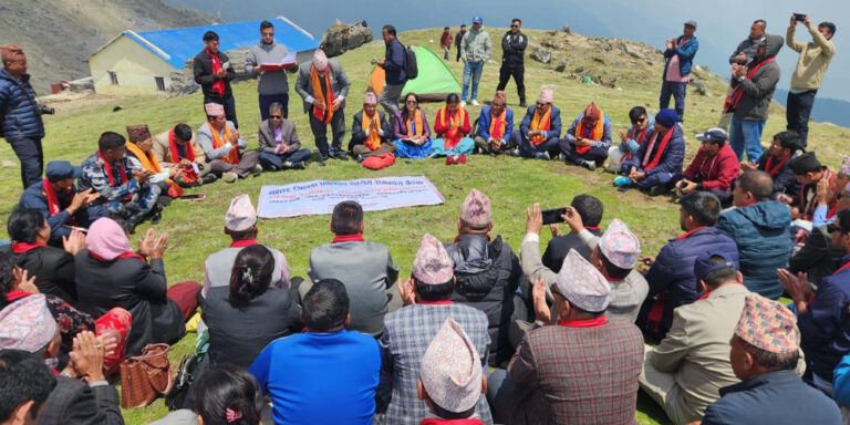 दैलेखको ग्यास उत्खनन अन्योलमा, दबाब बढाउँदै स्थानीय तह