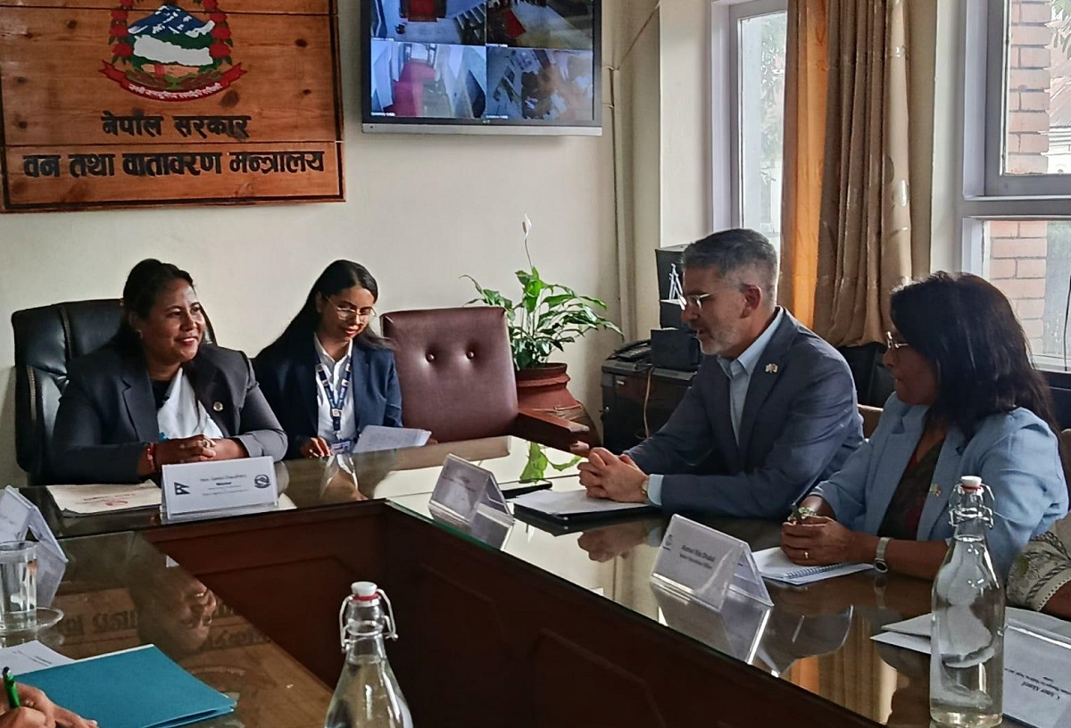 कृषिमन्त्री चौधरीसँग विश्व बैंकका व्यवस्थापकको भेटवार्ता