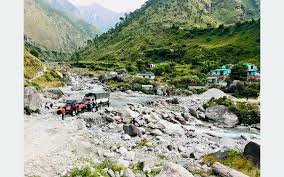 भेरी नदीमा छ पुलको काम अझै अलपत्र