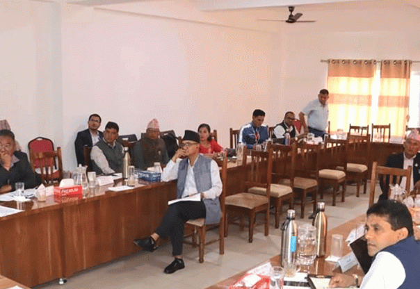 कर्णालीका जनप्रतिनिधिसँग अन्तरसरकार सम्बन्धबारे छलफल