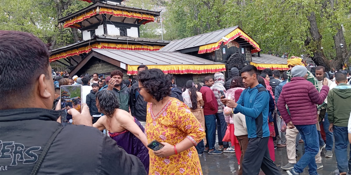 चार दिनमा ५० हजार बढी भक्तजनद्वारा मुक्तिनाथको दर्शन