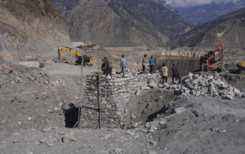 पहाड र हिमाली क्षेत्रमा पूर्वाधार सेवा प्रवाहको प्रतिव्यक्ति लागत बढ्दो