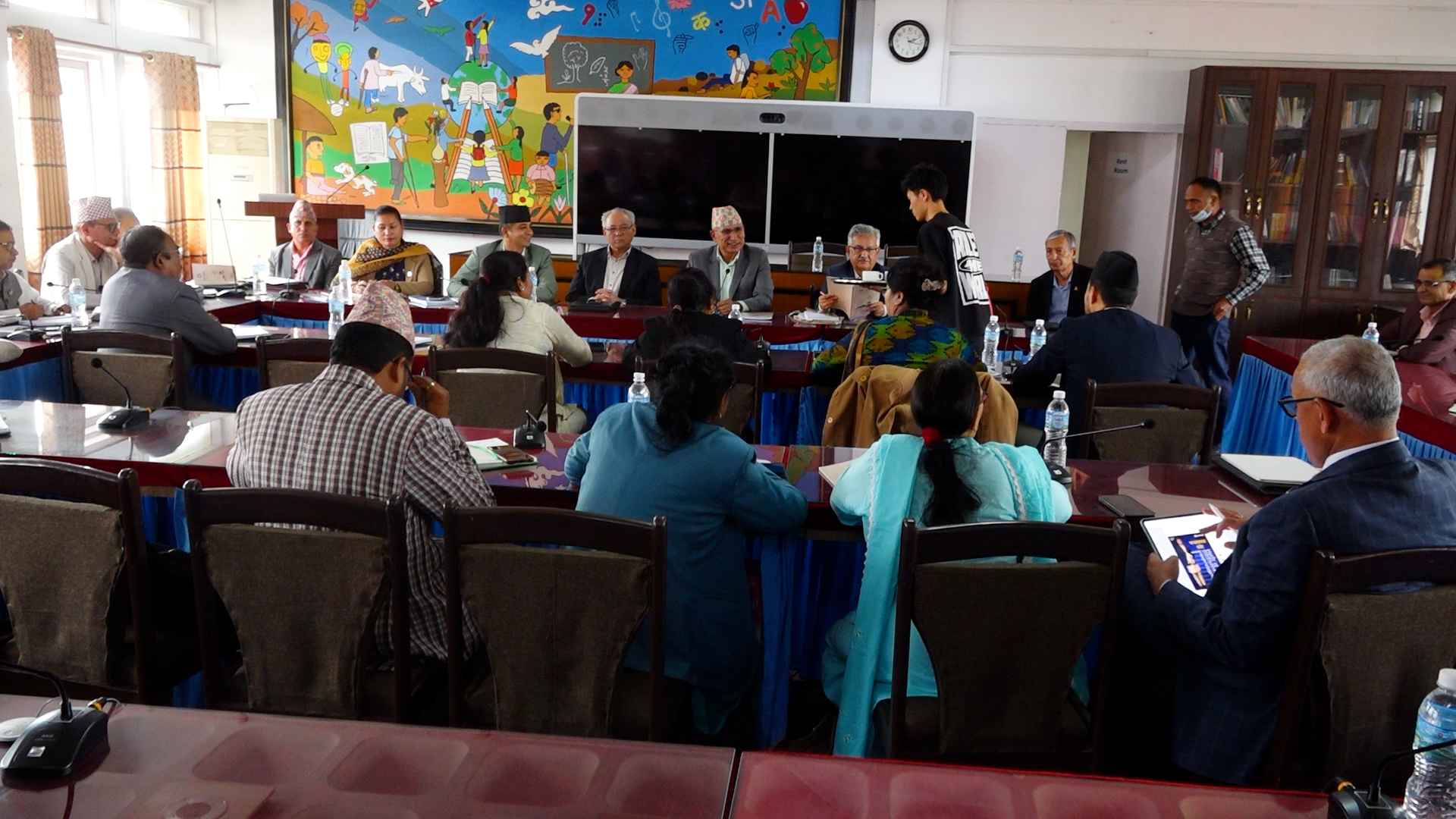 सरकारको बजेट गैरजिम्मेवार र हावादारी, संविधान संशोधन व्यवस्थामा चिटिङ : ऐन महर