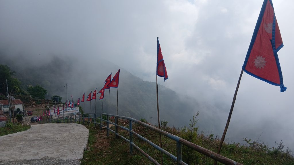 बादल, हिमाल र संस्कृतिको संगम बनेको जेफाले डाँडा