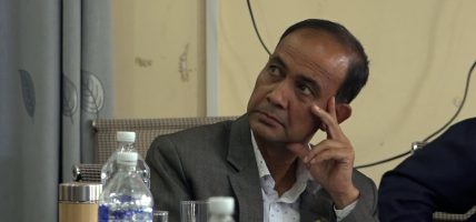 सहमति भएका विषयमा चरणबद्ध रूपमा संविधान संशोधन गर्नुपर्छ : मोहनलाल आचार्य