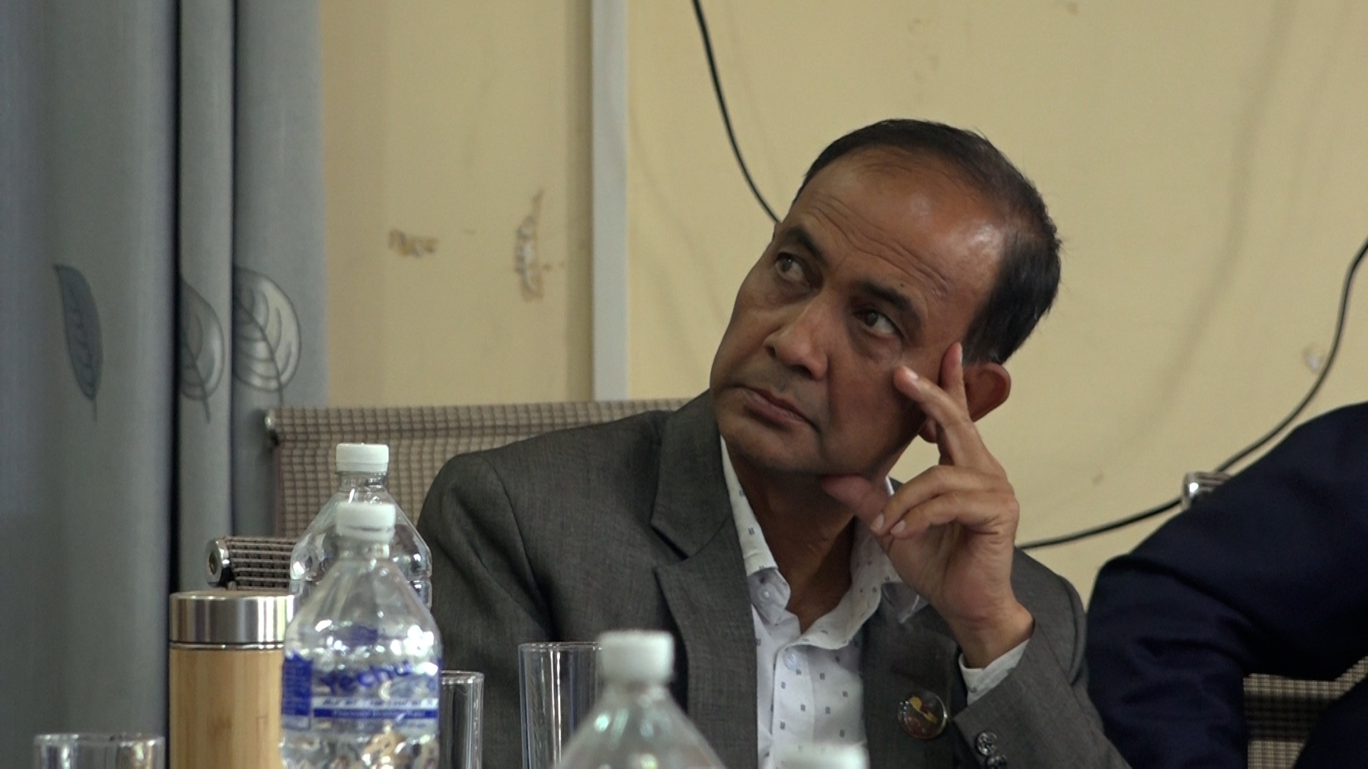 सहमति भएका विषयमा चरणबद्ध रूपमा संविधान संशोधन गर्नुपर्छ : मोहनलाल आचार्य (भिडियो सहित)