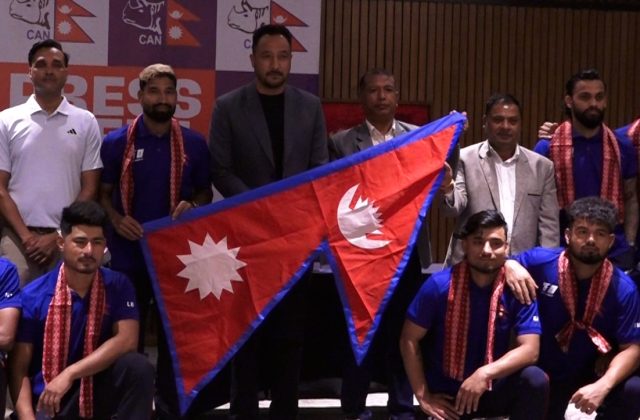 सिंगापुर जाने राष्ट्रिय क्रिकेट टोलीलाई विदाइ, राम्रो नतिजा ल्याउने विश्वास (भिडियो सहित) सिंगापुर जाने राष्ट्रिय क्रिकेट टोलीलाई विदाइ, राम्रो नतिजा ल्याउने विश्वास (भिडियो सहित)