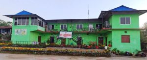 कार्यचाप र भौगोलिक चुनौतीका कारण रोङ गाउँपालिकामा आइतबार पनि सेवा प्रवाह