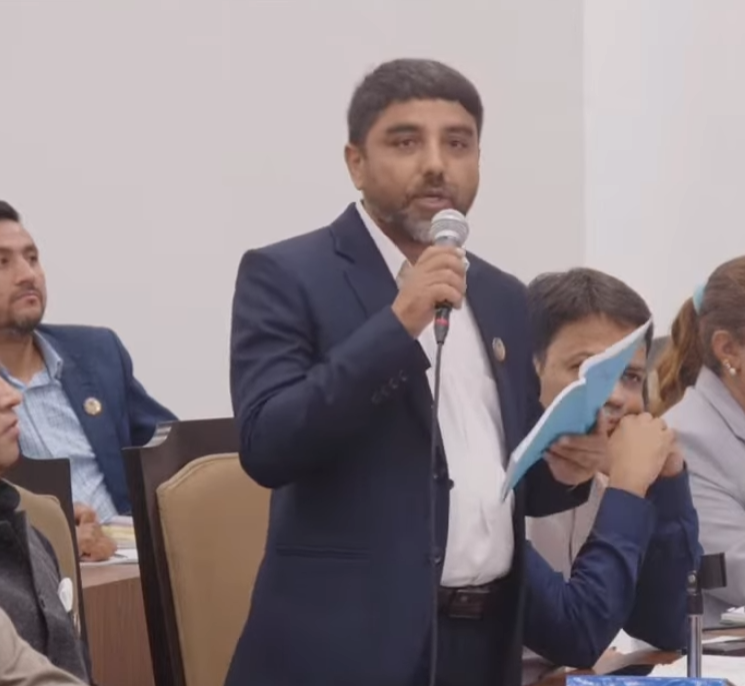 प्रधानमन्त्रीको अनुपस्थितिमा तोकिएको मन्त्रीले जवाफ दिन सक्ने व्यवस्था छ : प्रमुख सचेतक बुर्लाकोटी