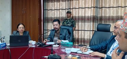 लामो अनुभव भएका कर्मचारीबाट कार्यक्षेत्रभन्दा बाहिरका विषयमा समेत रचनात्मक सुझावको अपेक्षा छ : मन्त्री श्रेष्ठ