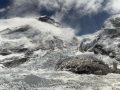खुम्बु आइसफलमा सेराक भत्किँदा सगरमाथा आरोहण क्रममा दुई जना घाइते