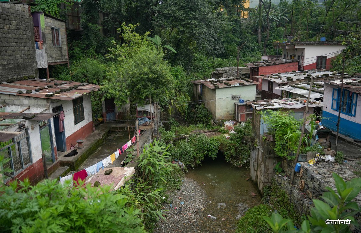 खोलाघरमा बनेका संरचना आजदेखि हटाइँदै