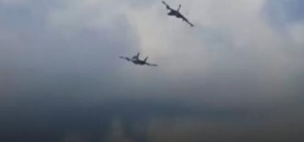अमेरिकामा हवाई प्रदर्शनका क्रममा दुई सैन्य विमान ठोक्किए, चारै चालक सुरक्षित