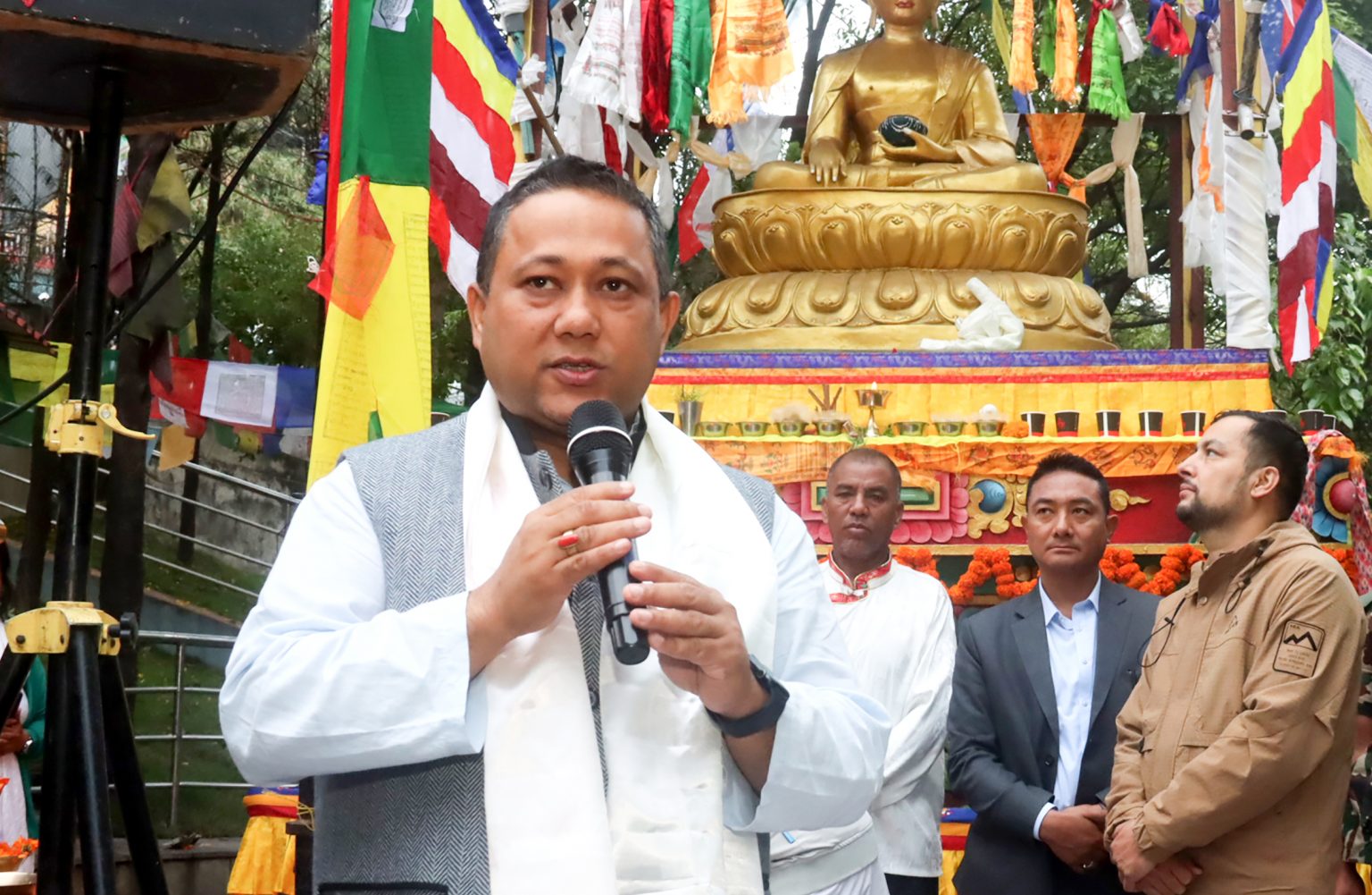 बुद्धका उपदेशले विश्वलाई शान्तिको सन्देश दिएको छः परराष्ट्रमन्त्री
