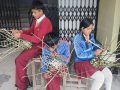 विद्यार्थीलाई चोयाको सामग्री बनाउने सीप प्रदान विद्यार्थीलाई चोयाको सामग्री बनाउने सीप प्रदान