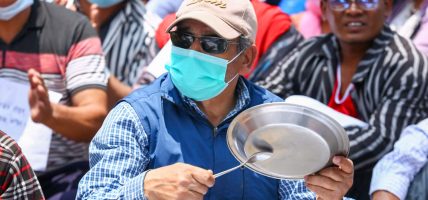थाल–चम्चा बजाउँदै’ माइतीघरमा सुकुम्बासी मोर्चाको प्रदर्शन
