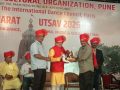 वरिष्ठ सरोदवादक सुदर्शन राजोपाध्याय भारतको पुणेमा ‘कलाक्षेत्रम’बाट सम्मानित वरिष्ठ सरोदवादक सुदर्शन राजोपाध्याय भारतको पुणेमा ‘कलाक्षेत्रम’बाट सम्मानित