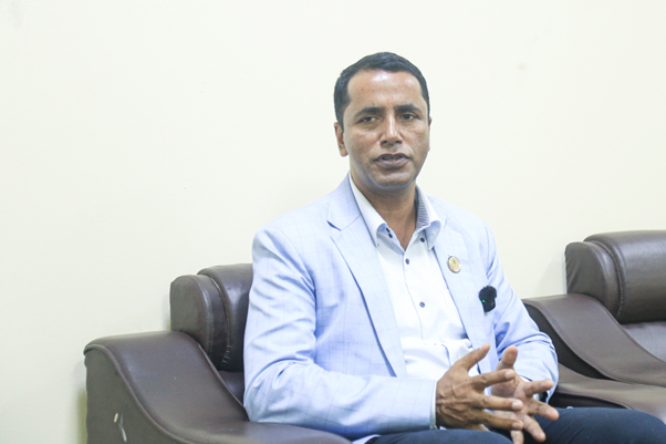 अन्तर्वार्ता   गणतन्त्रात्मक शासन प्रणालीको सफल कार्यान्वयनमा सबै प्रतिबद्ध हुनुपर्छ  प्रमुख सचेतक दुलाल