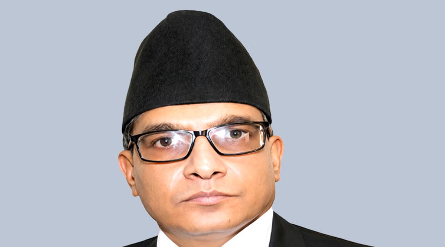 ३३औँ प्रधानन्यायाधीशको नेतृत्व गर्दै डा शर्मा