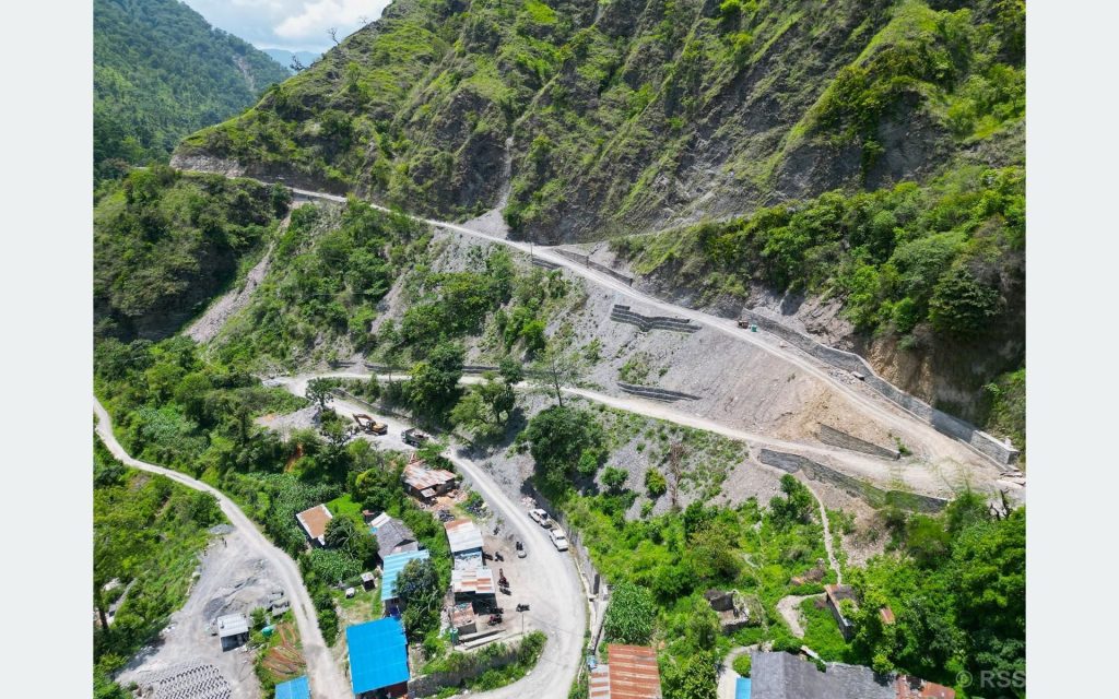 मालिकाको दरवाङ–फूलबारी सडक स्तरोन्नति