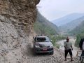 खोटाङमा घर्तीभिर काटेर नयाँ सडक, यात्रा १७.५ किलोमिटर छोटियो