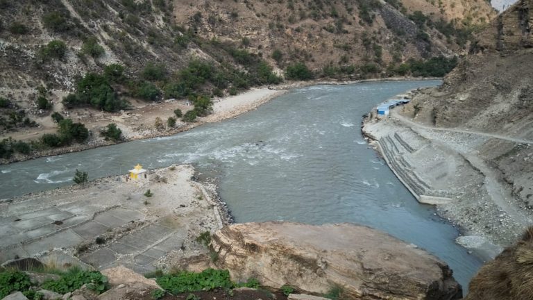 प्राकृतिक र धार्मिक महत्व बोकेको दोमुख अझै पूर्वाधारविहीन