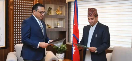 धितोपत्र बोर्डका अध्यक्ष भट्टले लिए पद तथा गोपनीयताको सपथ