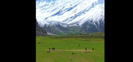 आलेख– अपि हिमालको काखमा क्रिकेटः ‘खेलबाट खुल्दै पर्यटनको नयाँ ढोका’
