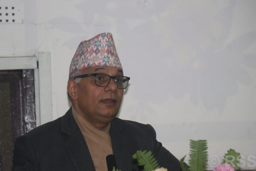 सार्वजनिक सेवा प्रवाहलाई प्रभावकारी बनाउन मुख्यसचिव अर्यालको निर्देशन