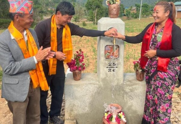 हलेसी तुवाचुङमा ‘एक घर, एक धारा’ कार्यक्रम स् सल्लेका ३१ घर मगर परिवार लाभान्वित