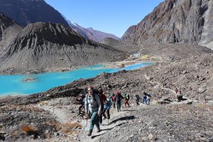 अन्नपूर्ण आधार शिविरमा पर्यटक खचाखच