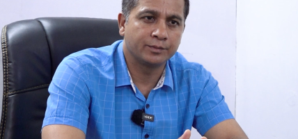 गरिबलाई हटाउने नीति लियो सरकारले, सुकुम्बासीमाथिको व्यवहार अमानवीय : ऐन महर