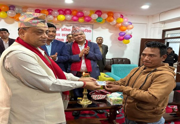सामाजिक सुरक्षा कोषमा जोडिँदै अनौपचारिक क्षेत्रका श्रमिक