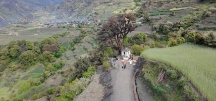धवलागिरिका दुर्गम गाउँमा सडक सञ्जालको पहुँच