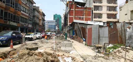कमलपोखरी–नक्साल सडक खण्डमा ढल निर्माण, आवतजावतमा सकस