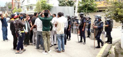 रास्वपाको कलैयामा भएको उपनिर्वाचन खारेजको माग (भिडियो सहित)