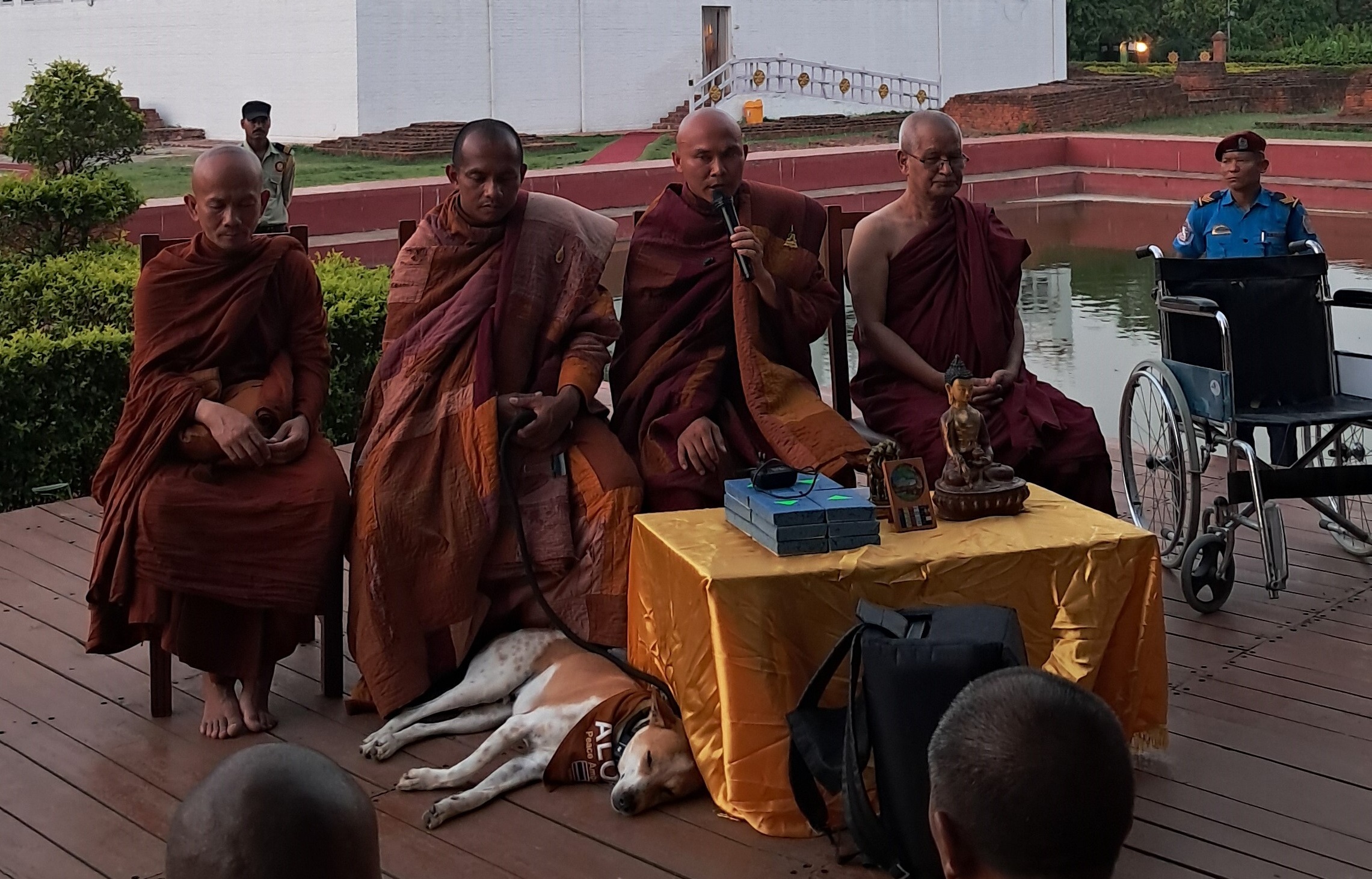 अलोका कुकुरसहितको ‘शान्ति पदयात्रा’ टोली लुम्बिनीमा