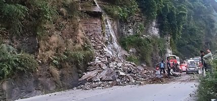 पहिराले अवरुद्ध कर्णाली करिडोर एकतर्फी खुल्यो