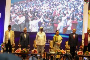 एउटै मञ्चमा देखिए ओली, प्रचण्ड, माधव र झलनाथ खनाल एउटै मञ्चमा देखिए ओली, प्रचण्ड, माधव र झलनाथ खनाल