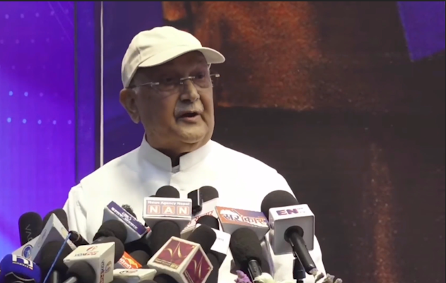 हामी लडेका छौँ, मरेका होइनौँ, फेरि उठेर प्रतिगमनलाई पराजित गर्छौँ :ओली