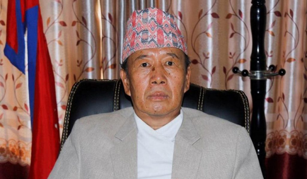 प्रदेश प्रमुख खापुङसमक्ष प्रतिवेदन पेस
