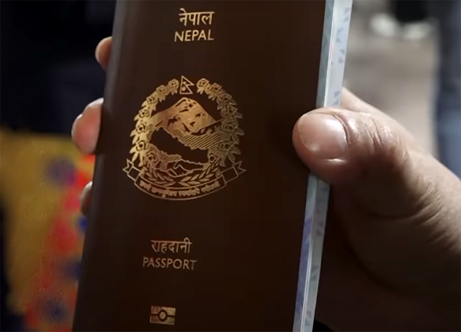 ललितपुरमा ४३ राहदानी घरमै वितरण