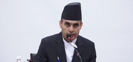 जनताको पैसाले चल्ने सञ्चारमाध्यमको प्रभावकारिता मूल्याङ्कन गरिन्छ : सञ्चारमन्त्री