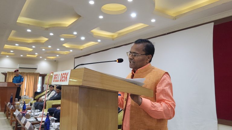 मधेश प्रदेशमा कार्यरत प्रहरीको सेवा सुविधाका लागि सरकार प्रतिवद्ध : गृहमन्त्री महतो