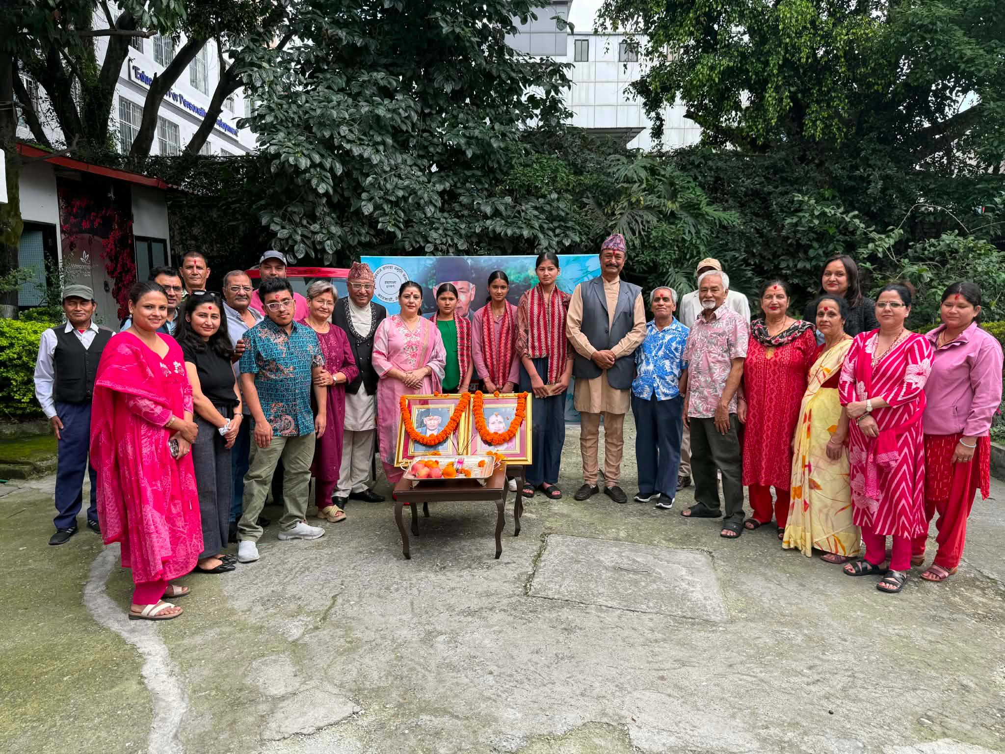 नबराज शारदा स्मृति समाजद्वारा तीन छात्रालाई छात्रवृत्ति प्रदान