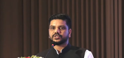 वैदेशिक रोजगार समस्या समाधान गर्न ऐन संशोधनको तयारी : मन्त्री यादव