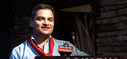 प्रधानमन्त्रीको अभिव्यक्तिले देशको शिर निहुरियो : प्रदीप पौडेल