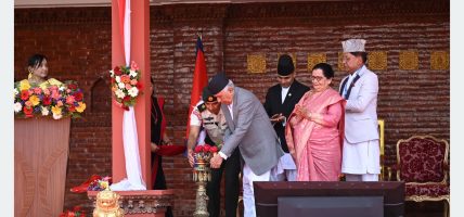 चलचित्र क्षेत्रले अध्ययन, अनुसन्धान र सृजनात्मक पक्षलाई छाड्न हुन्नः राष्ट्रपति