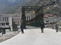 रसुवागढीमा मालवाहक सवारीसाधन आवतजावतमा रोक
