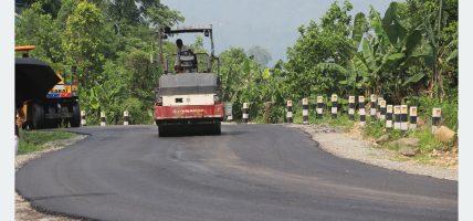 घोराहीमा नौ वर्षमा १९८ किलोमिटर सडक कालोपत्र